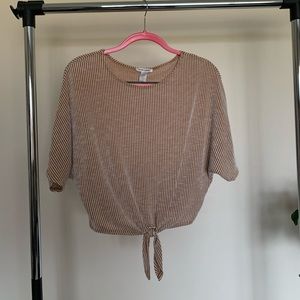 Short sleeve crop shirt
